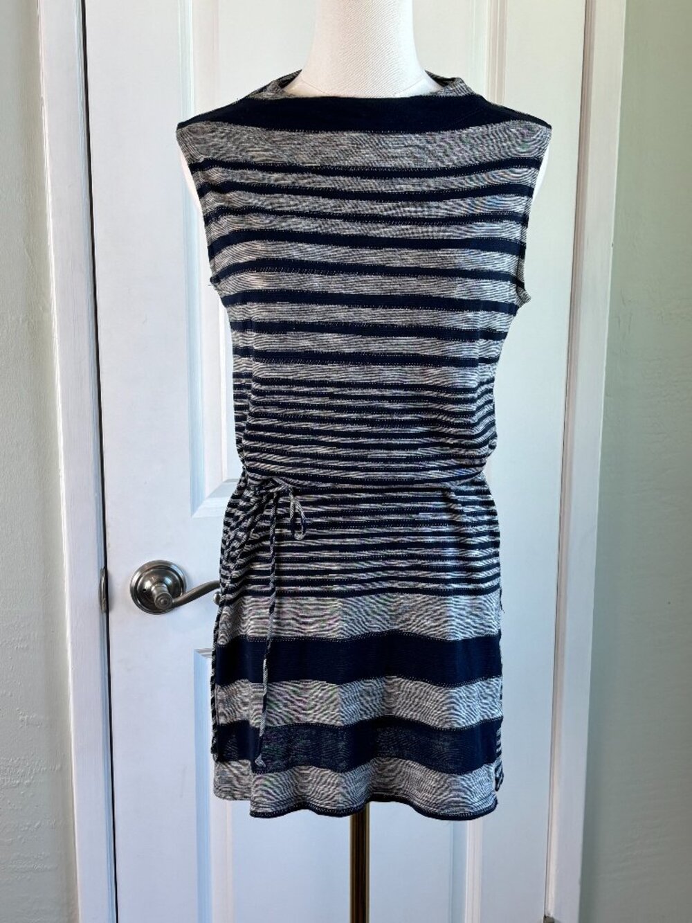 Bundle 2/$30! Dolan Left Coast Stripe Knit Tie Waist Tunic Dress Size Small EUC